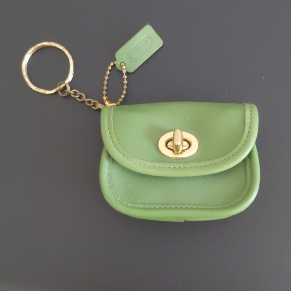 Vintage Coach City Bag Coin Purse Keyfob Green